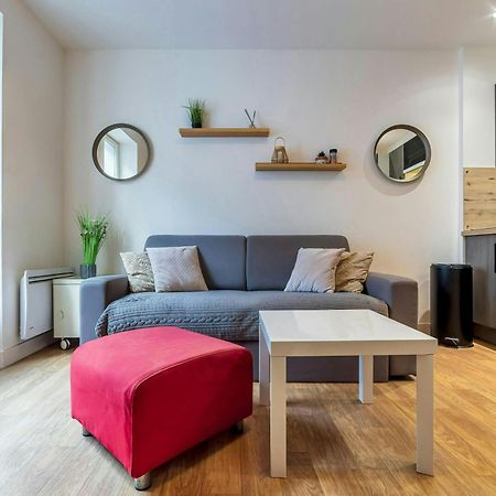 Apparthotel - Le Sweet Cosy ฟงแตนโบล ภายนอก รูปภาพ
