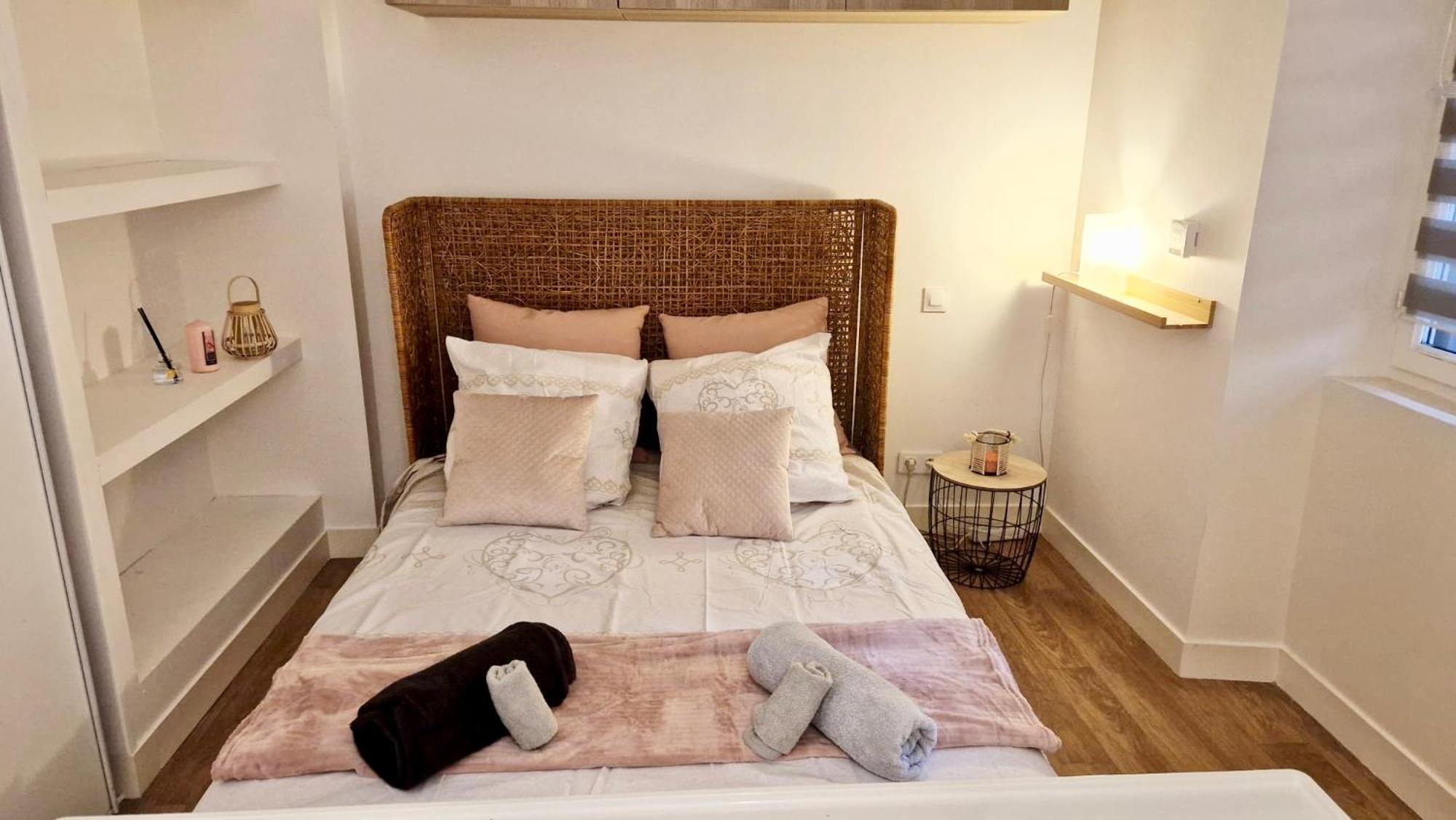 Apparthotel - Le Sweet Cosy ฟงแตนโบล ภายนอก รูปภาพ