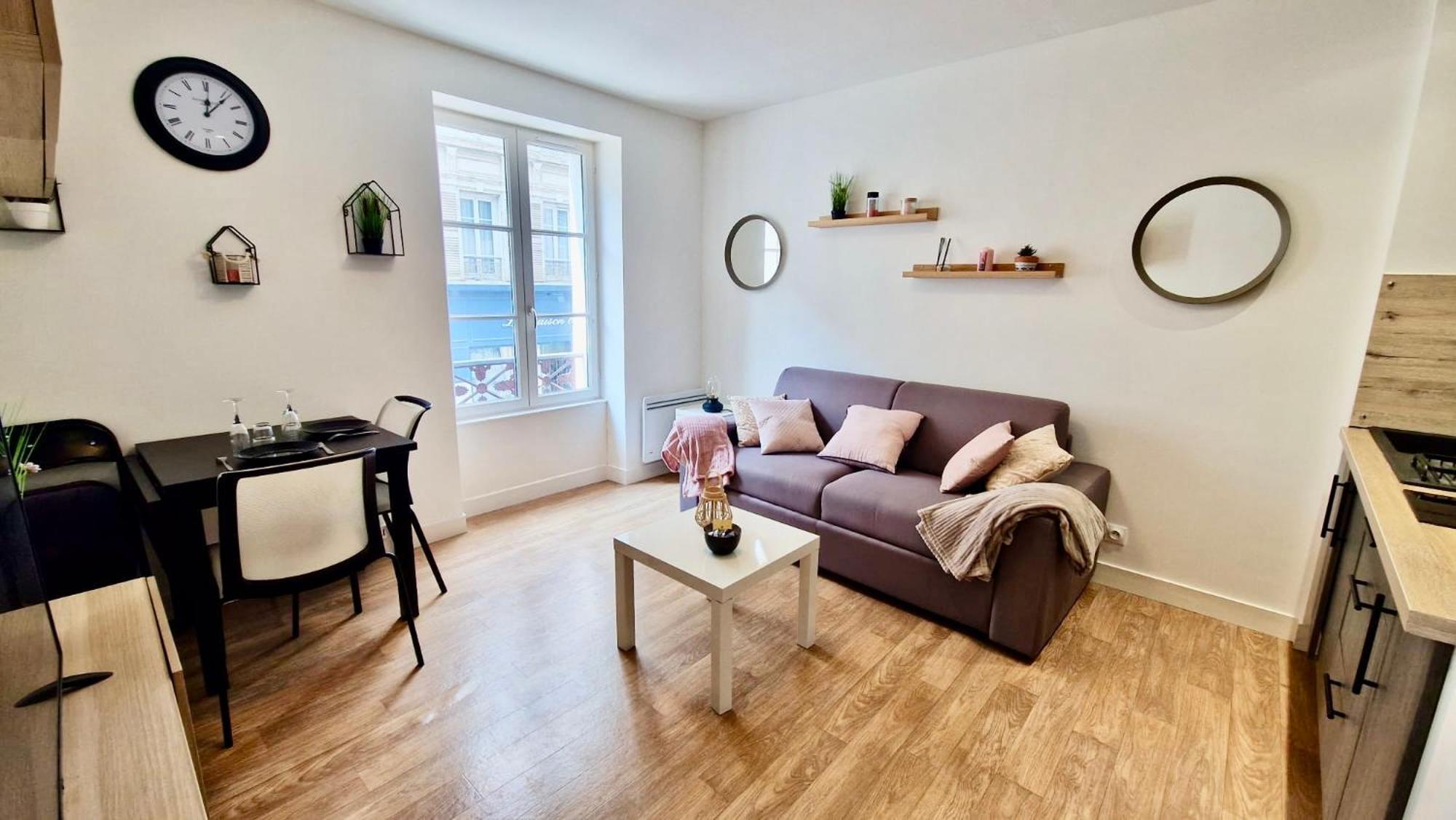 Apparthotel - Le Sweet Cosy ฟงแตนโบล ภายนอก รูปภาพ